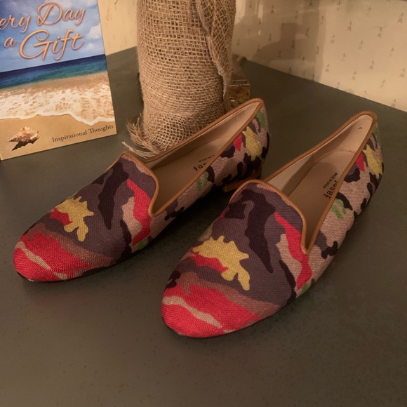 Jon Josef, flat RED Camo loafer, worn 2 times, size 9 med, made in Spain. - Picture 5 of 10